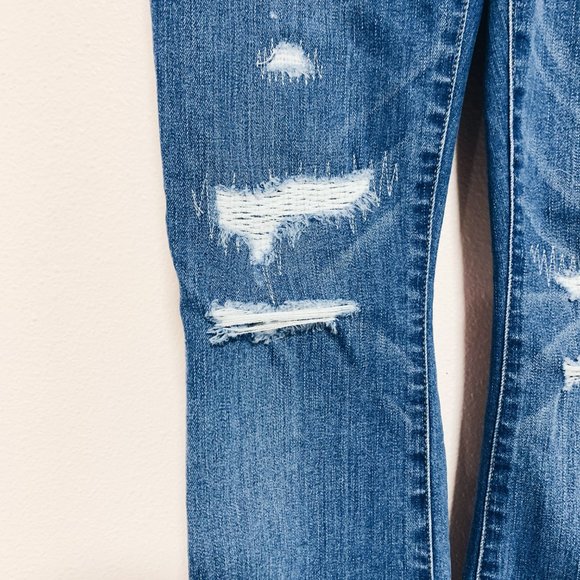 Madewell Cali Demi-Boot Jeans: Chewed-Hem Edition - Picture 6 of 7